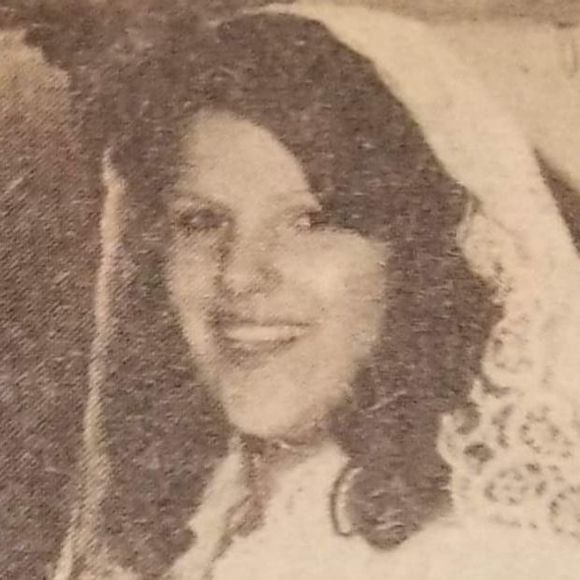 Meet your Posher, Robin - Picture 1 of 1